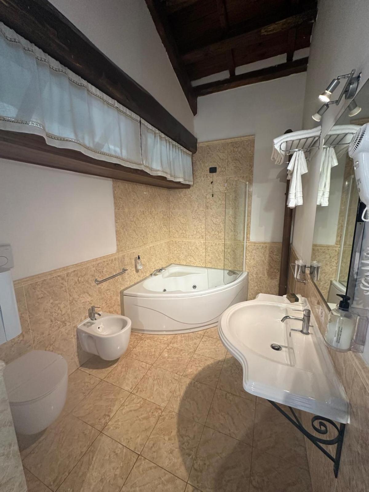 Hotel Tenuta Dell'Argento Resort Civitavecchia Εξωτερικό φωτογραφία
