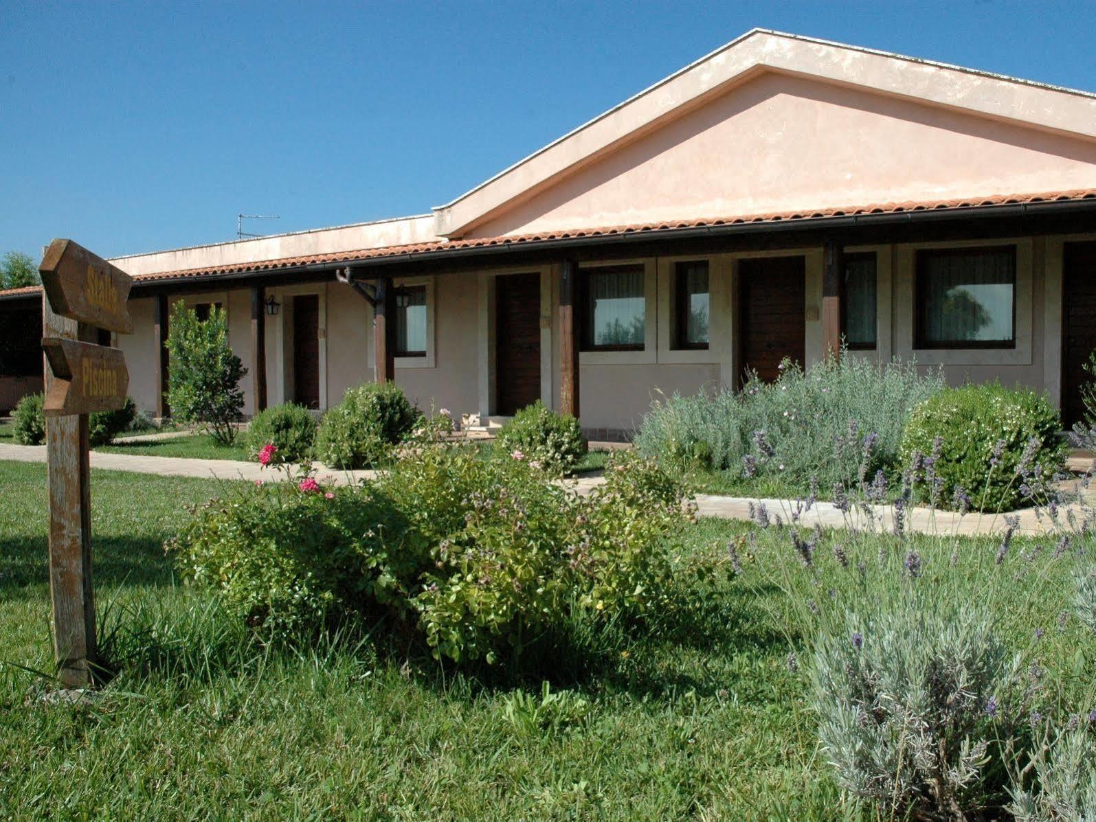 Hotel Tenuta Dell'Argento Resort Civitavecchia Εξωτερικό φωτογραφία